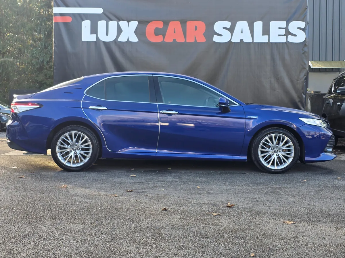 2018 TOYOTA CAMRY 2.5 HYBRID LUXURY / FULL LEATHER - Image 2