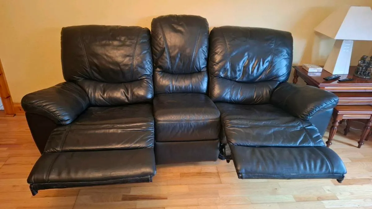 3+1+1 Black Leather Manual Recliner Suite - Image 2