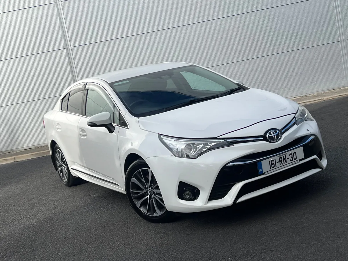 Toyota Avensis 2016 diesel 2.0 - Image 1