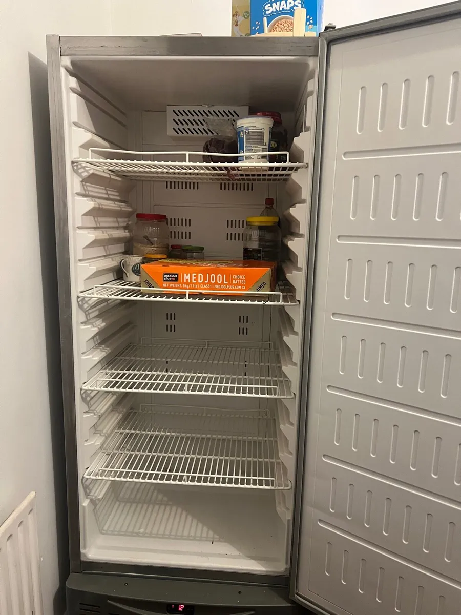 Commercial fridge - Image 1