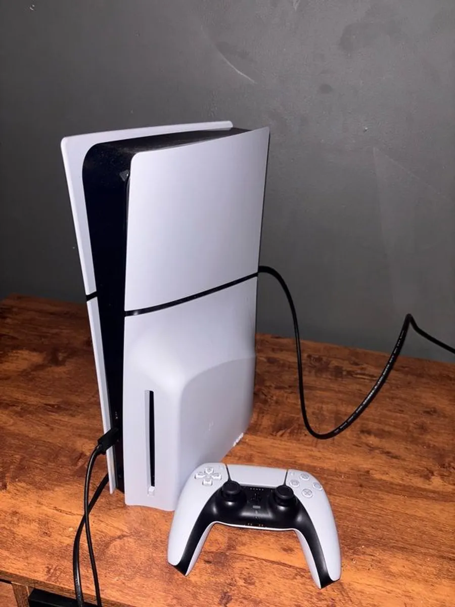 PlayStation5 Disc, Logitech G29 Bundle - Image 1