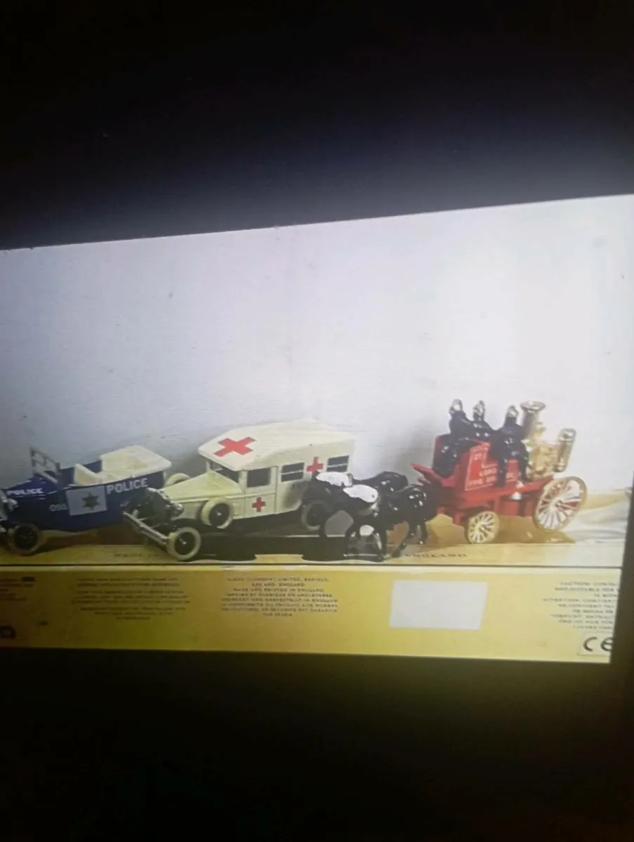 LLEDO DAYS GONE DIE-CAST MODLES