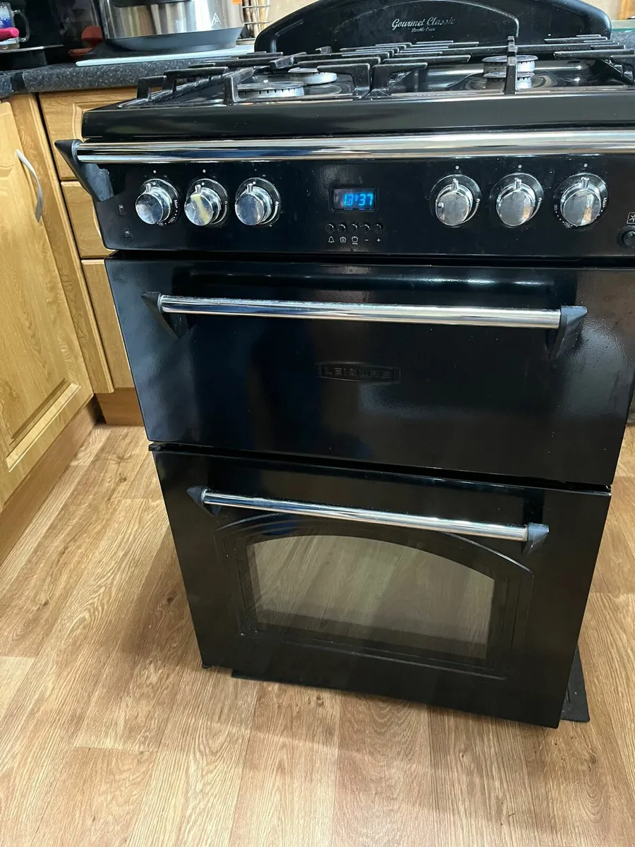 Dual fuel cooker - Image 1
