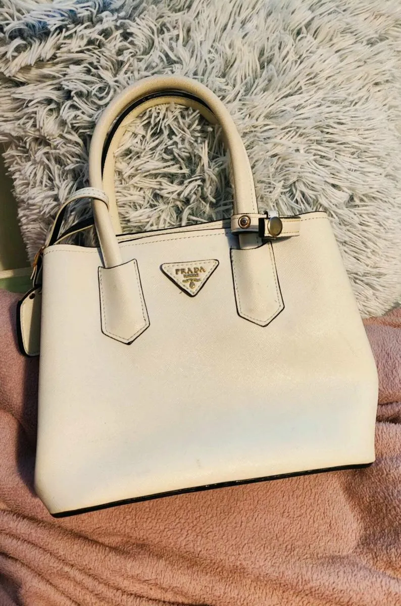 Elegant White Handbag + Wallet Set (Prada-inspired - Image 2