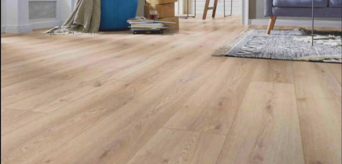 Laminate flooring - Image 1