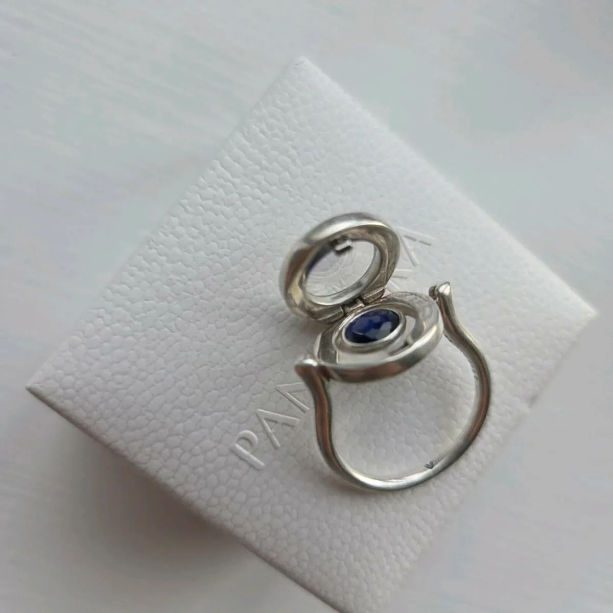Pandora ring circle floating locket - Image 3