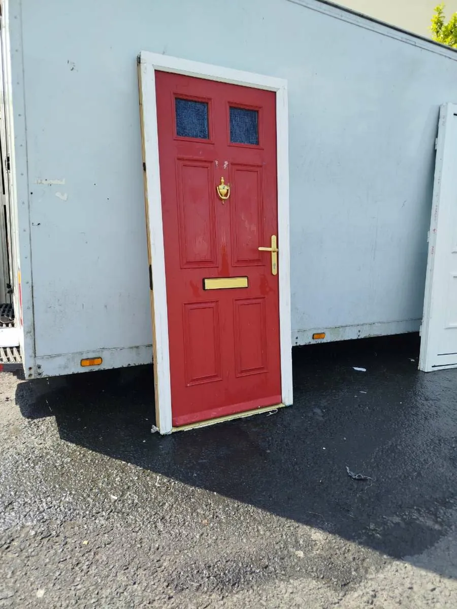 ➡️ HIGH QUALITY SINGLE DOOR AVAILABLE ⬅️ - Image 2