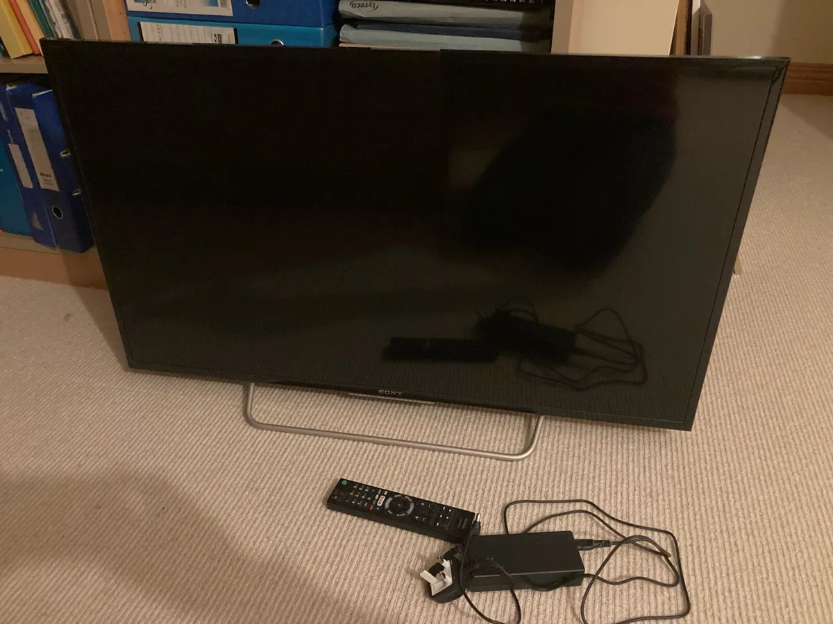 Sony 40” TV (Smart Features) - Image 1