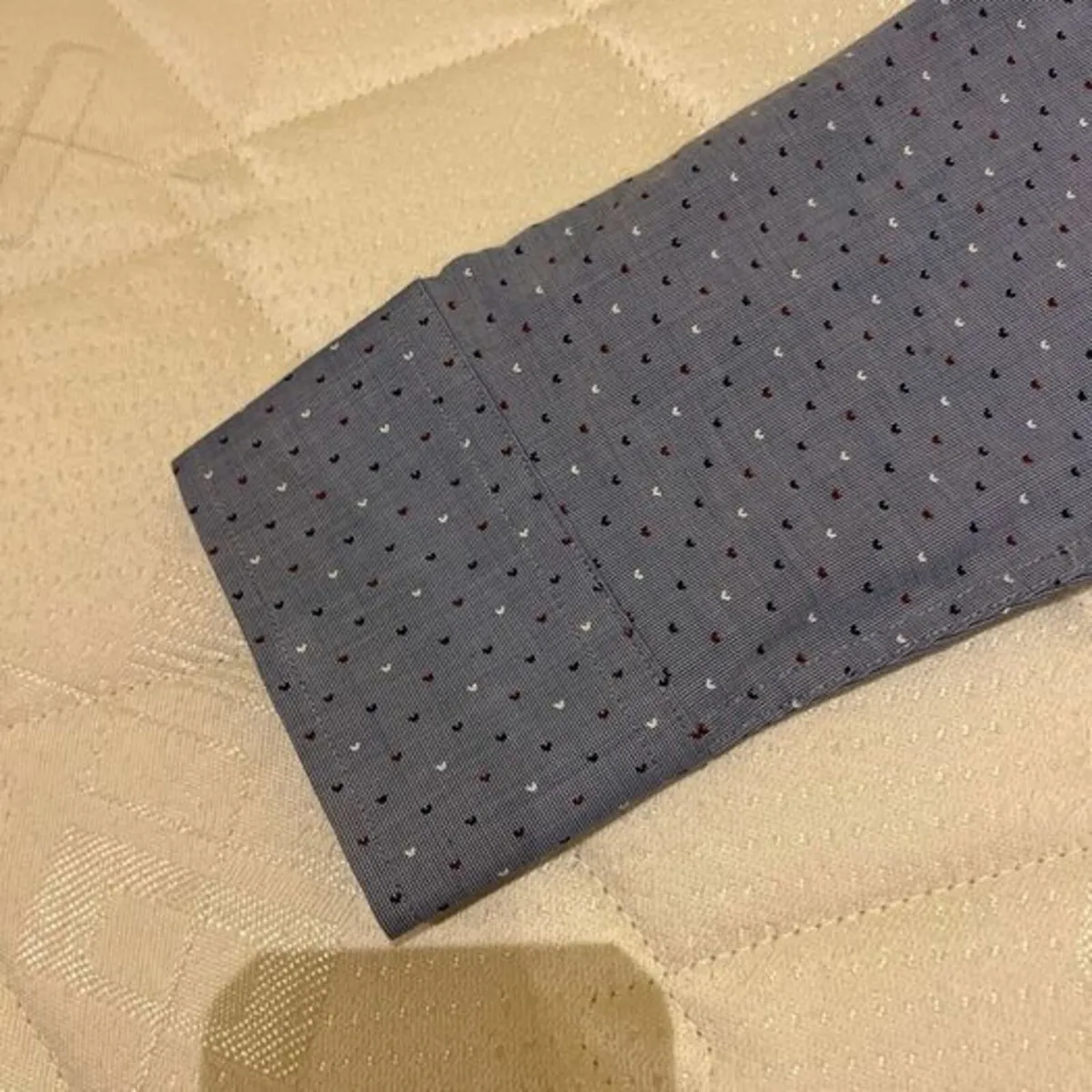 Gents Shirt. Italian. Medium. 16.5 neck Never worn - Image 4