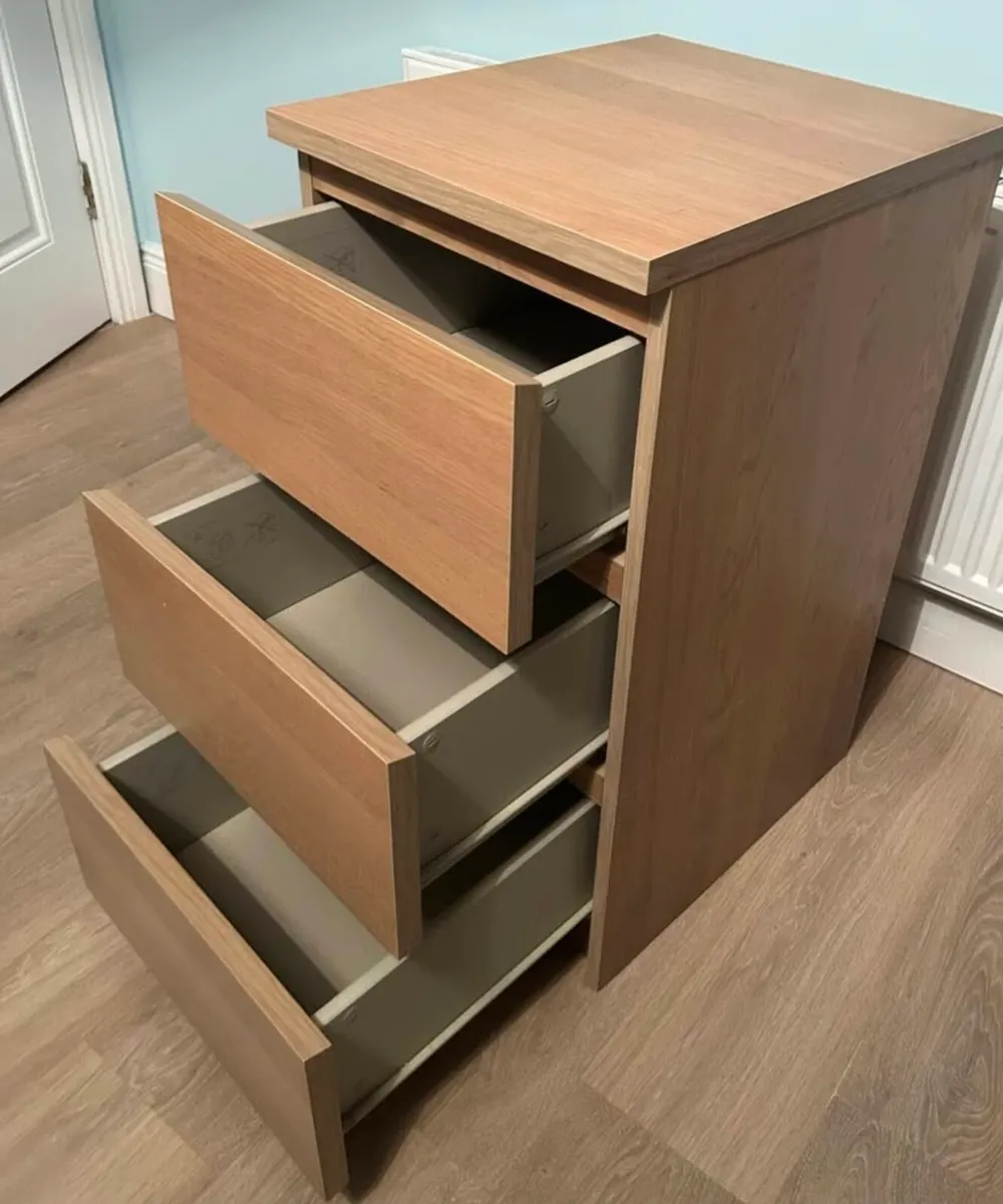 Ikea malm 3 drawers unit - Image 2