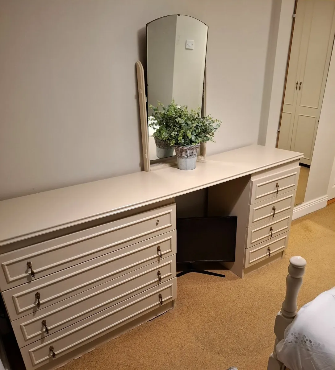 Vanity unit - Image 1