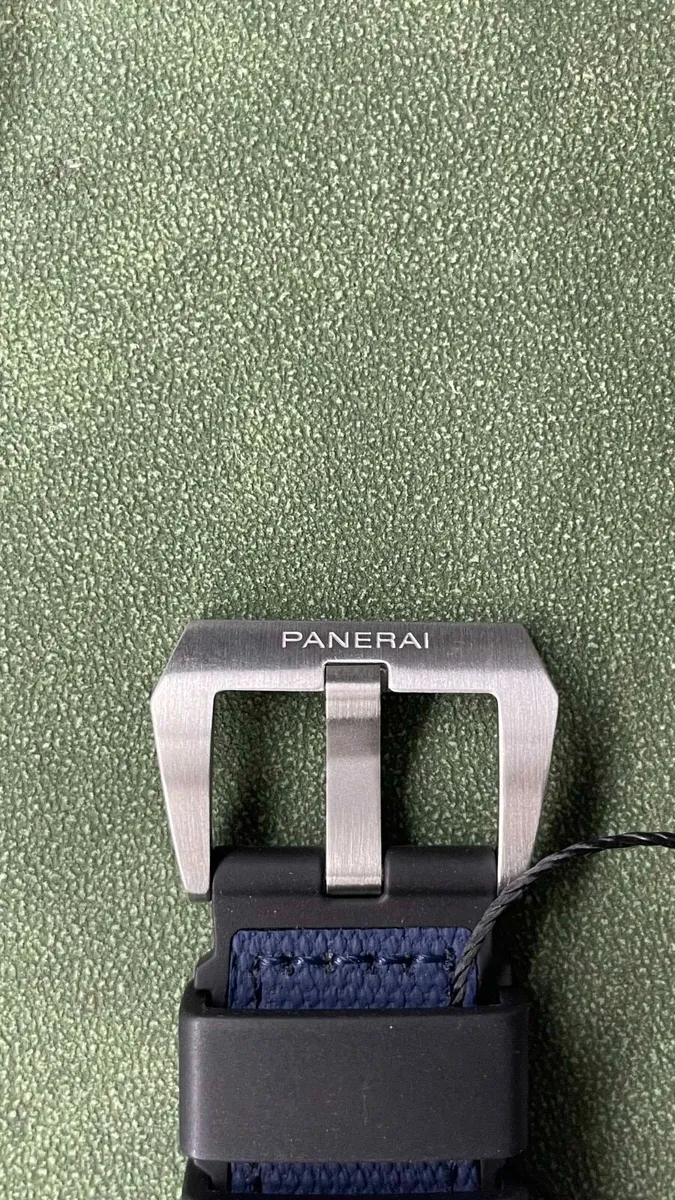 VS Pam 1404 GMT 40mm - Image 4