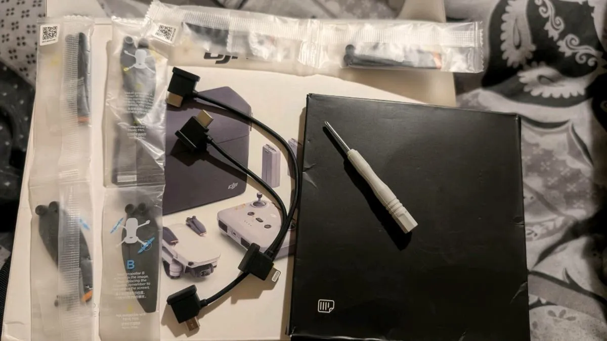 DJI Mini 2 Flymore Combo Drone - Image 4