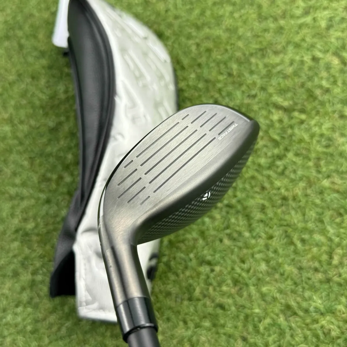 Taylormade Qi35 Max Hybrid / #3 20° / Stiff - Image 3