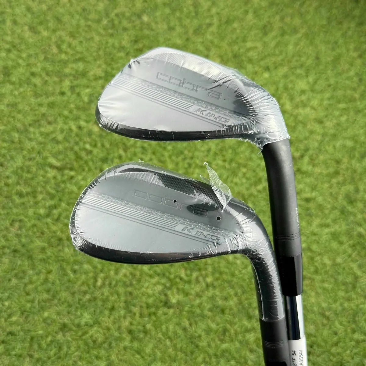 New Cobra King 2025 Wedge Set Sw 54° & Lw 58° - Image 2