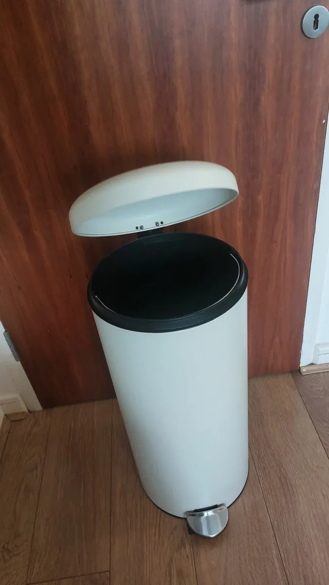 Kitchen bin - Image 3