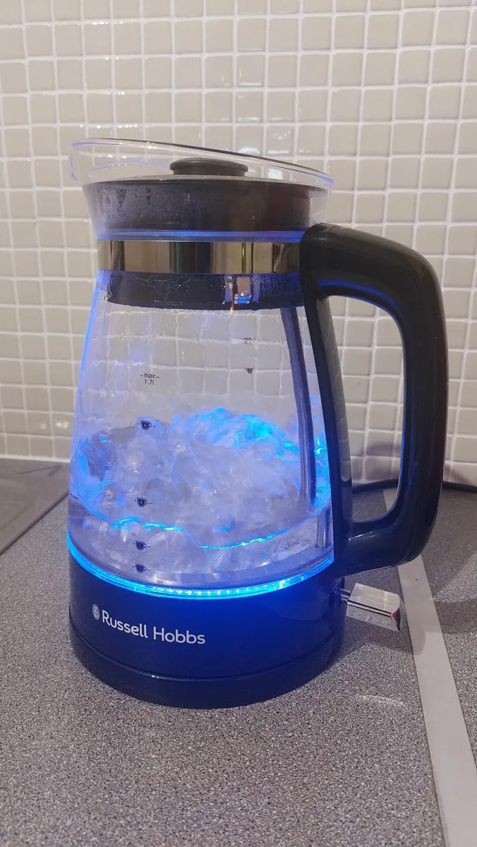Glass kettle Russell Hobbs - Image 1