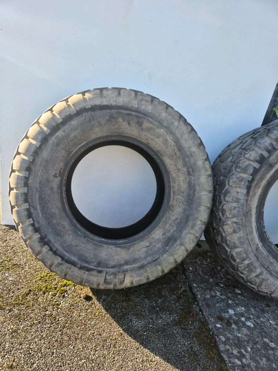 Turf tyres - Image 1