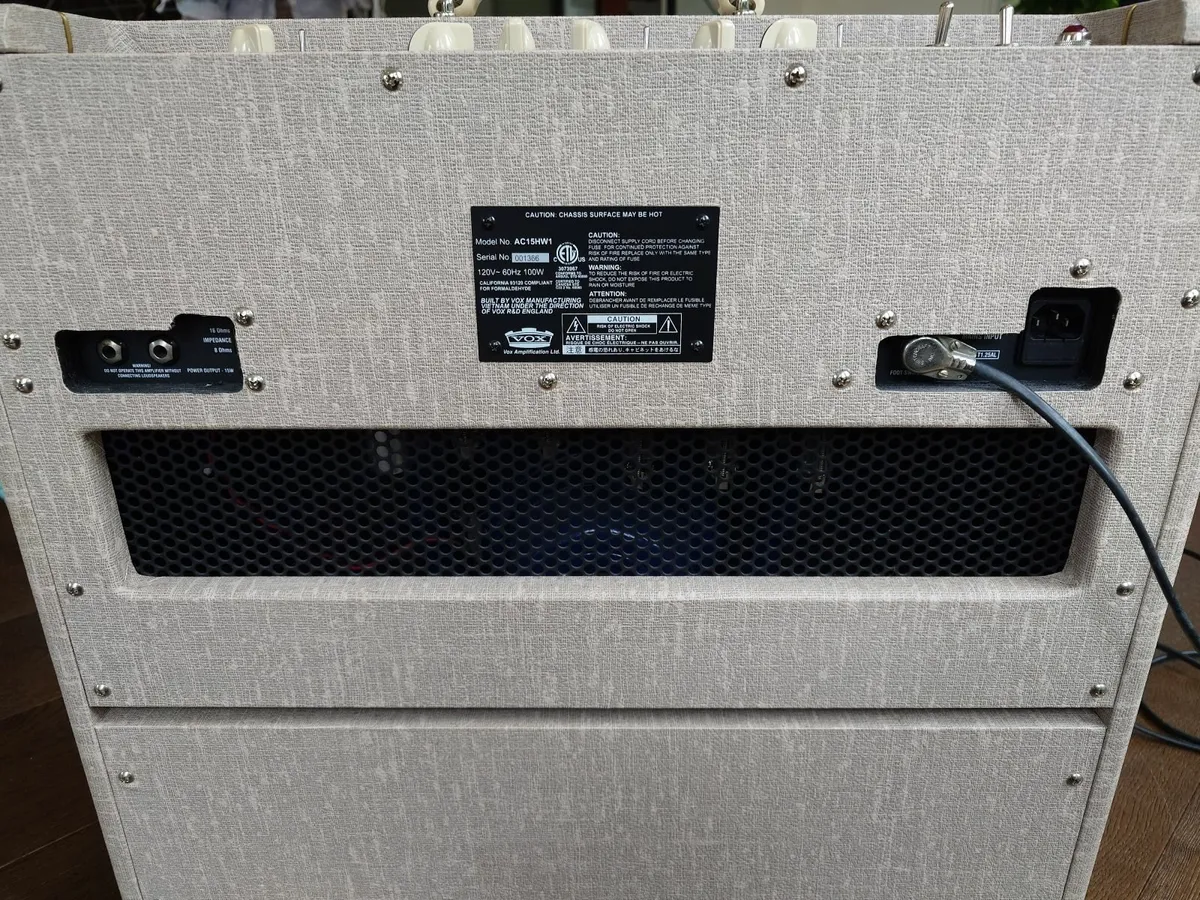Vox AC15HW Guitar Amp - Image 4