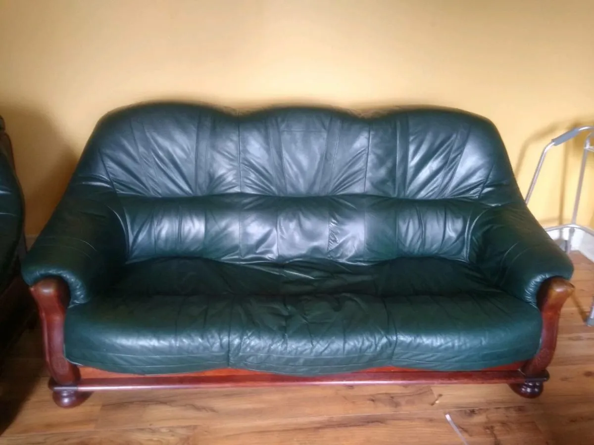 Three Piece Suite - Image 1