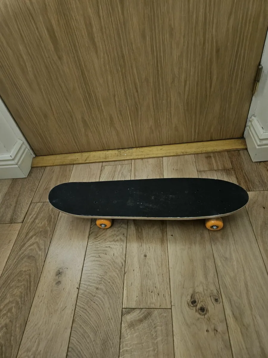 Kids Skateboard 61cm - Image 2
