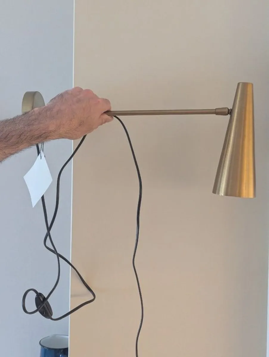 3 Brass Wall Lights - Image 3