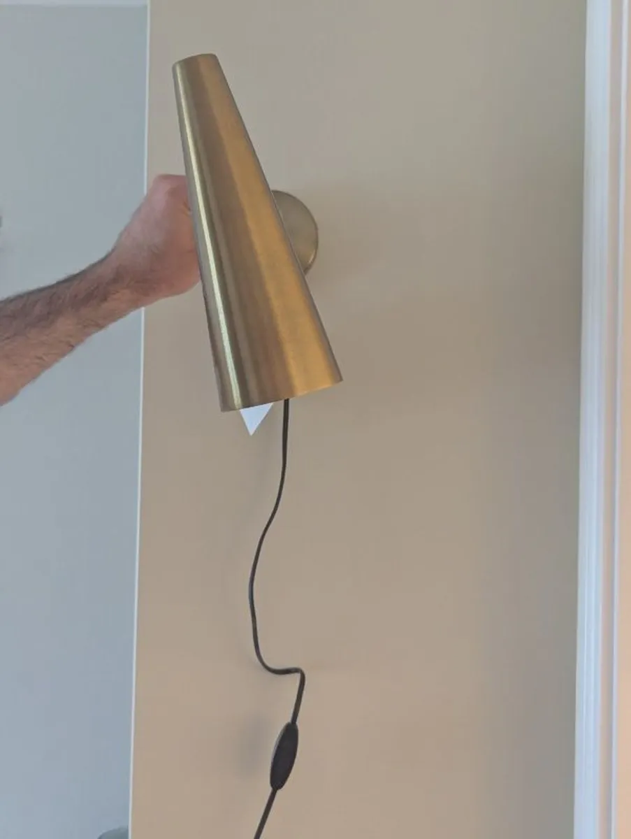 3 Brass Wall Lights - Image 4