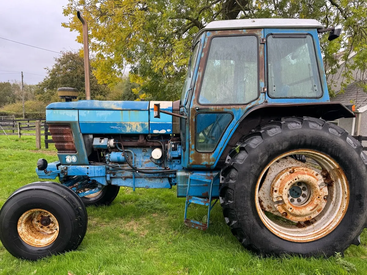 Ford 8210 - Image 2