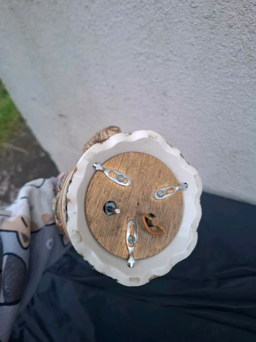 Beer mug musical box postage possible - Image 2