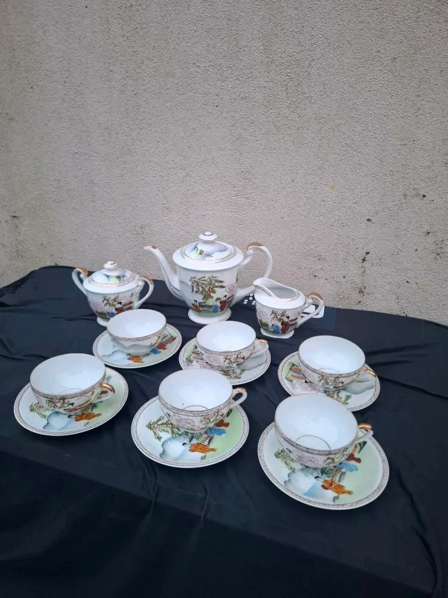 Delicate japanese tea set with cups - Image 2