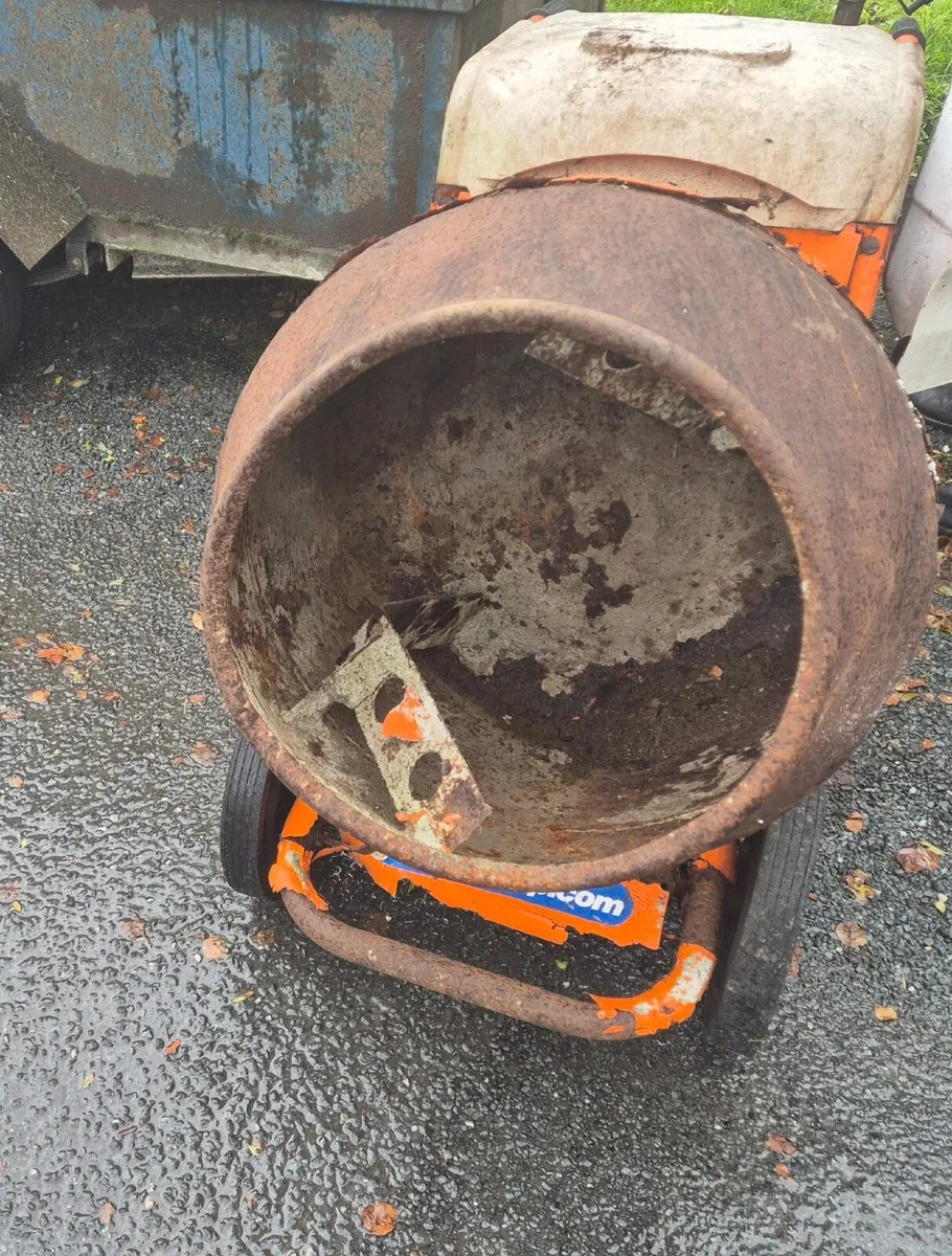 Cement Mixer - Image 3