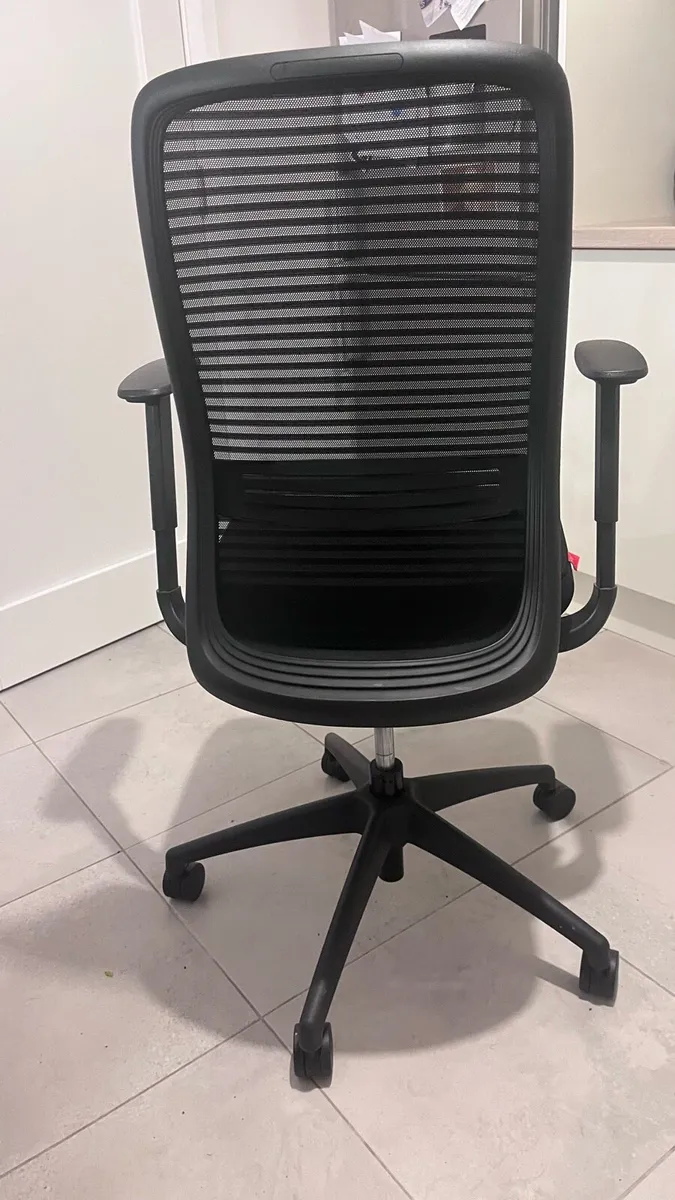 NV Ergonomic Posture Office Chair - Image 4