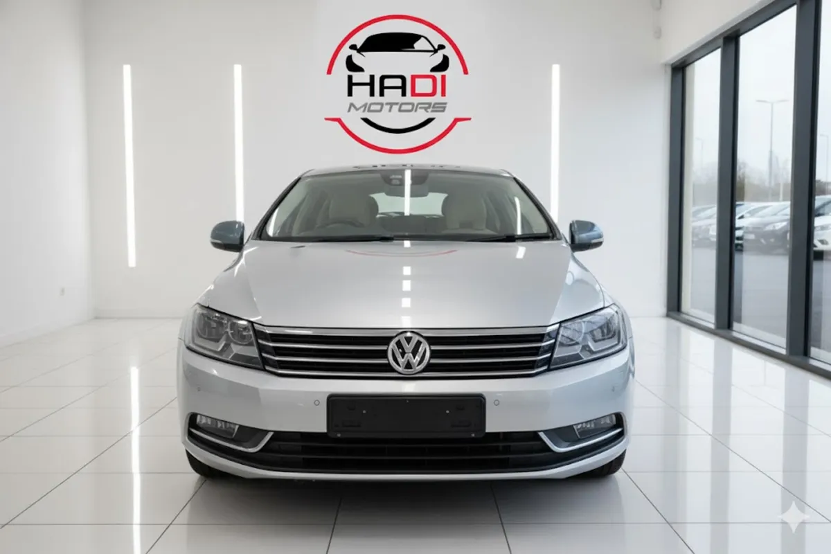 VOLKSWAGON PASSAT 2013 SILVER - Image 1