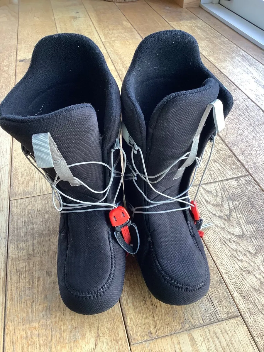 Burton Women’s snowboard boots - Image 3