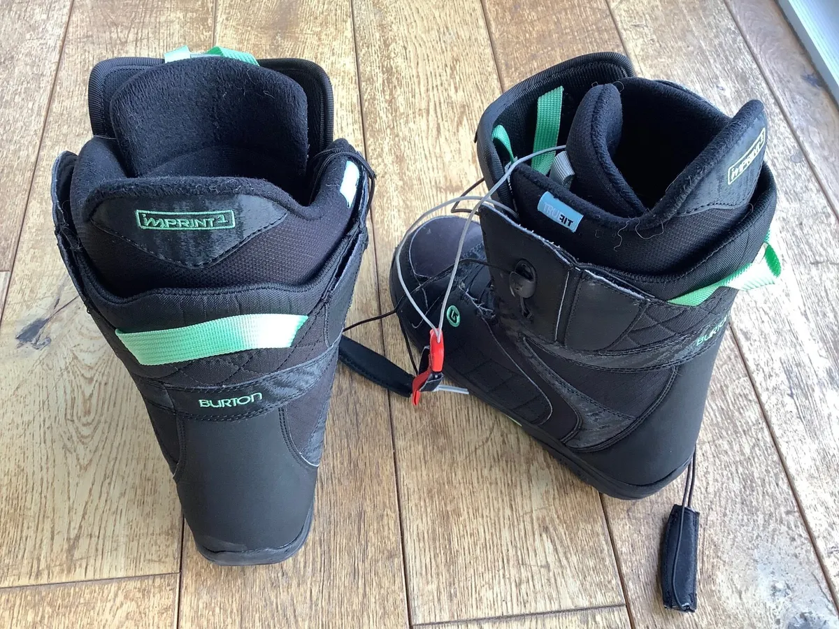 Burton Women’s snowboard boots - Image 4