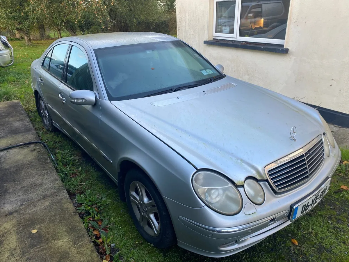 Mercedes E320cdi Saloon - Image 3