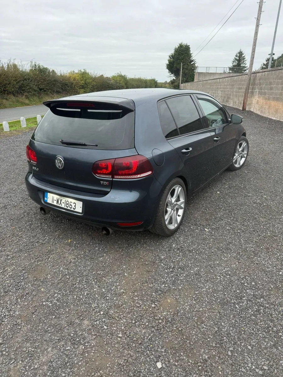 Golf 1.6 - Image 2