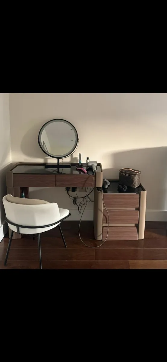 Dressing make up table - Image 2