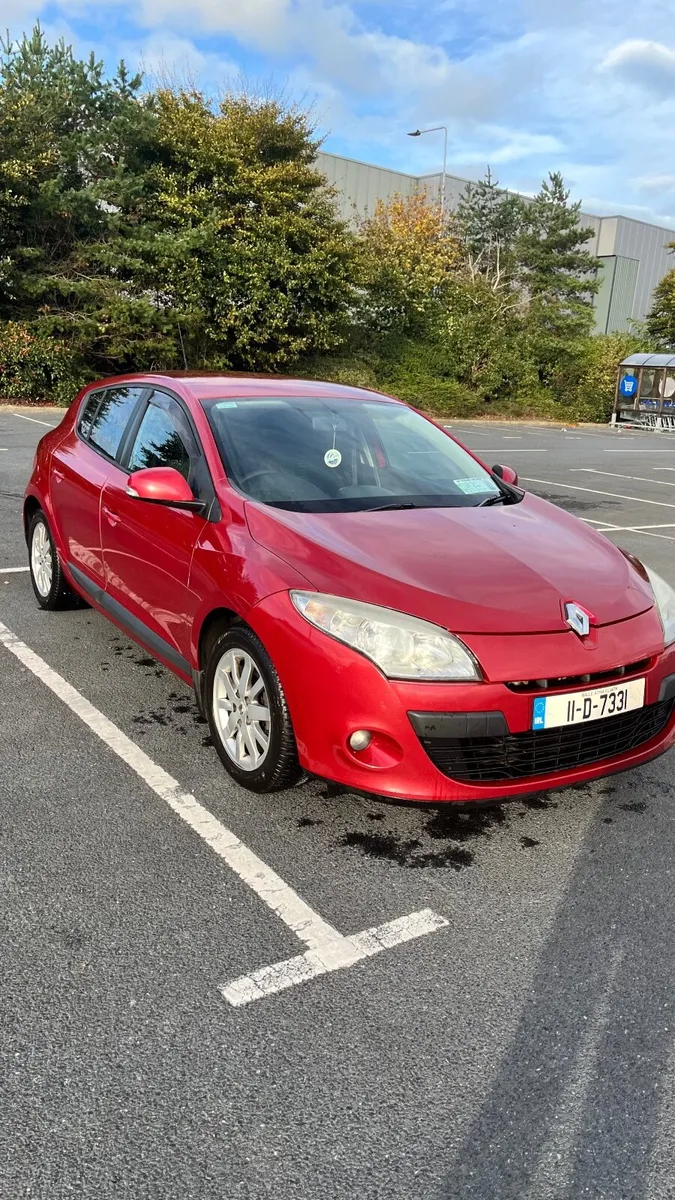 Renault Megane 2011 - Image 1