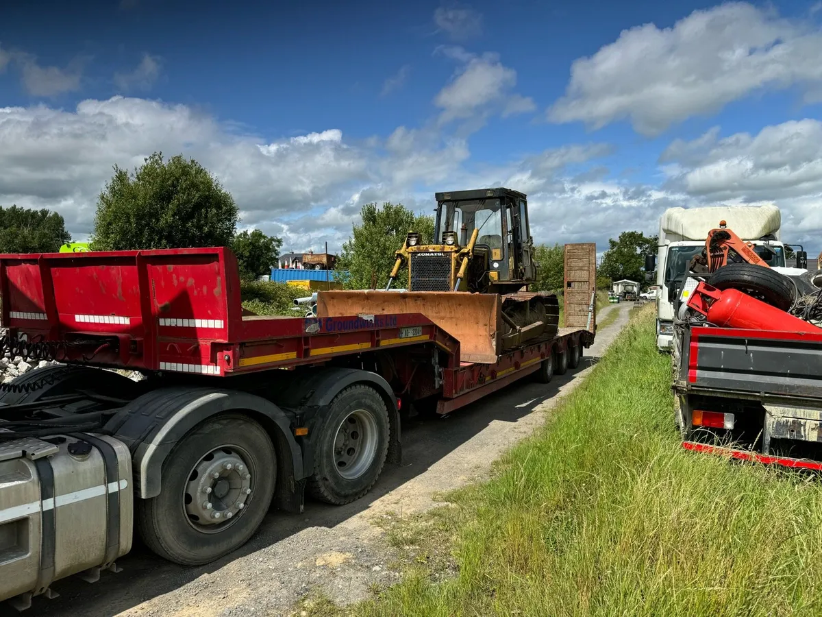 Renault and lowloader - Image 2