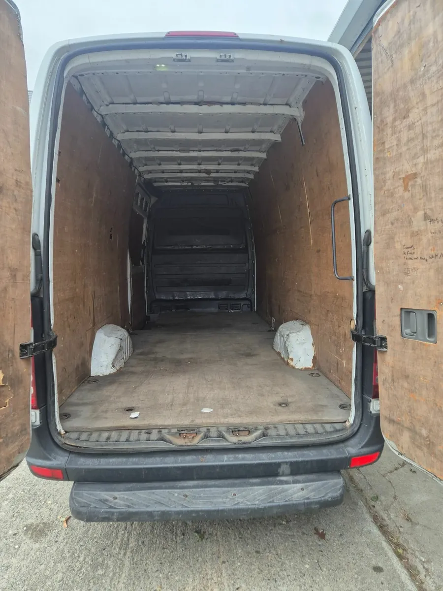 Mercedes-Benz Sprinter 2015 - Image 1