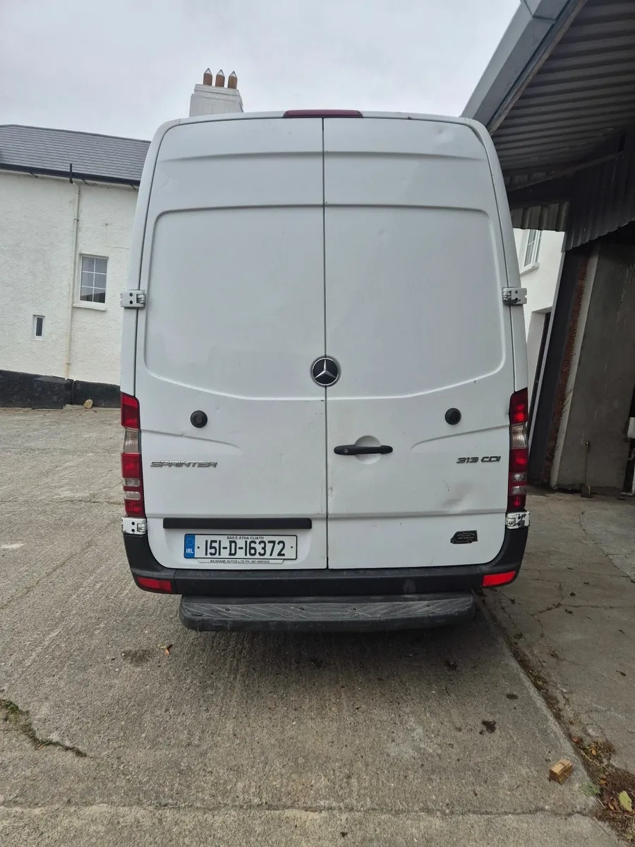 Mercedes-Benz Sprinter 2015 - Image 2