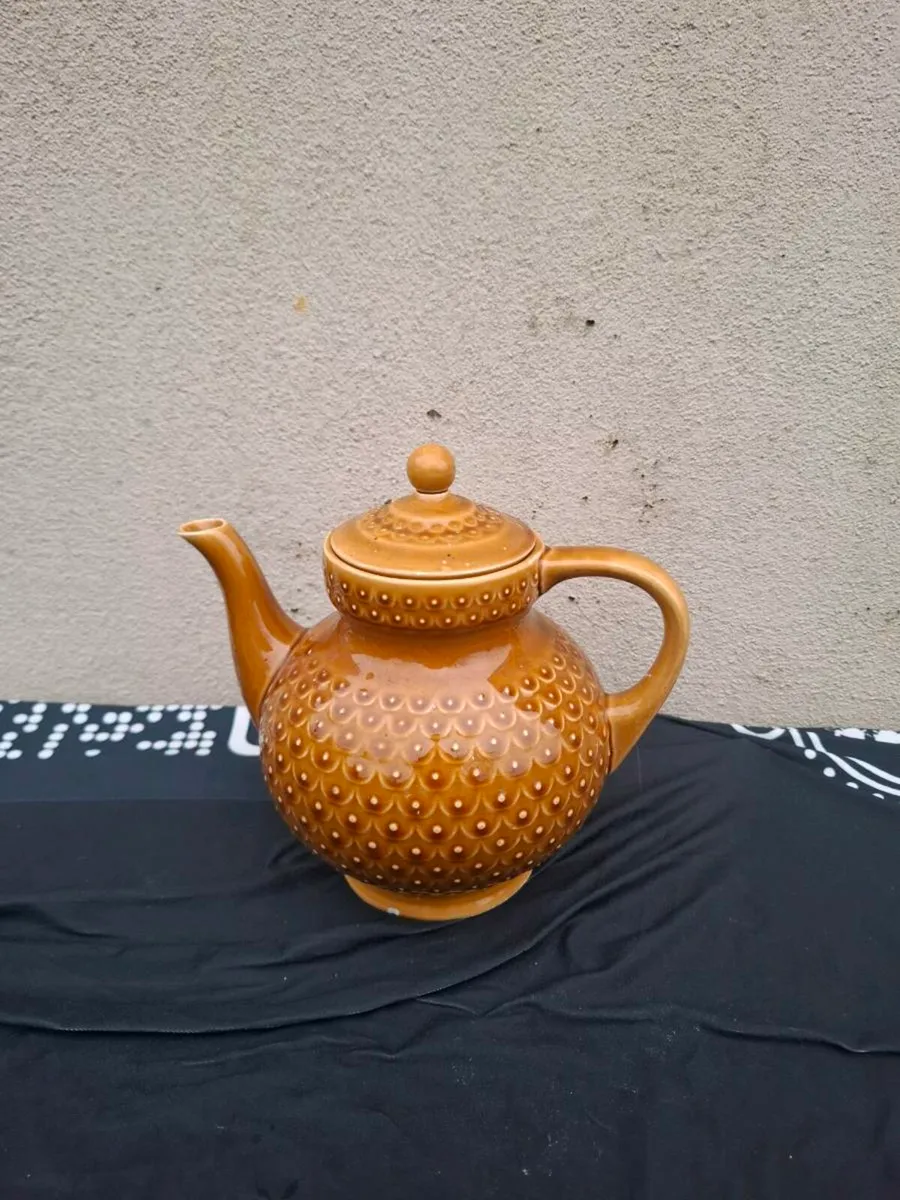 Italian brown tea pot - Image 1