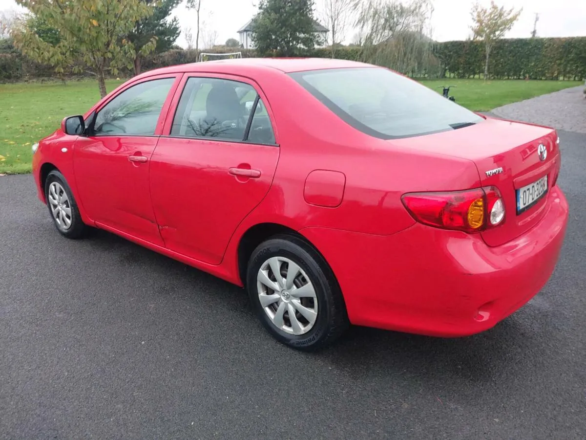 Toyota corolla - Image 2