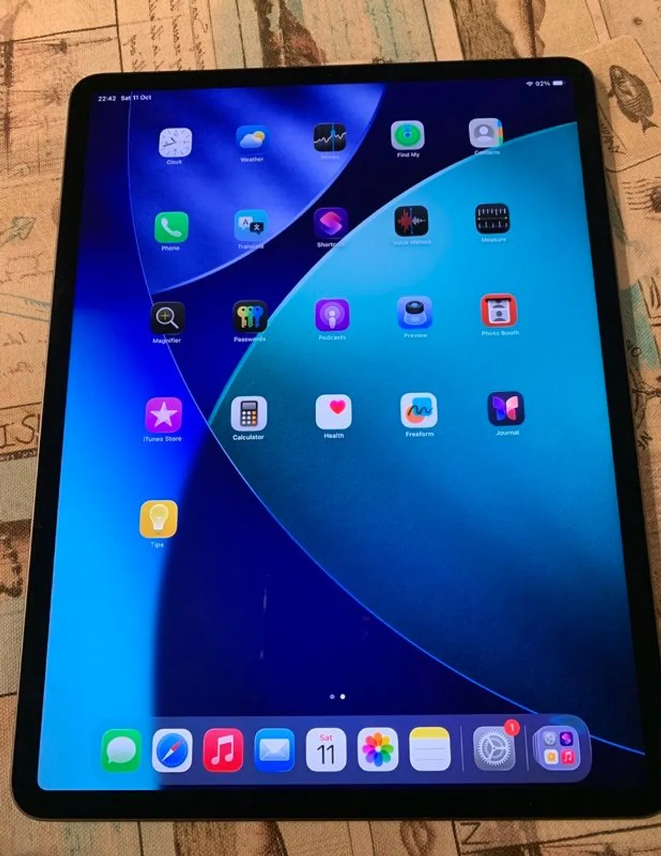ipad pro gen 4 12.9 col 128G - Image 3