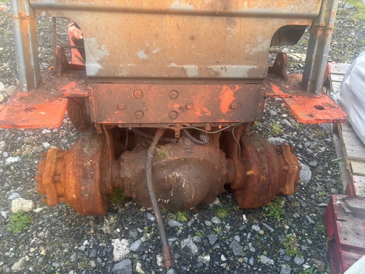 Toyota forklift parts - Image 1