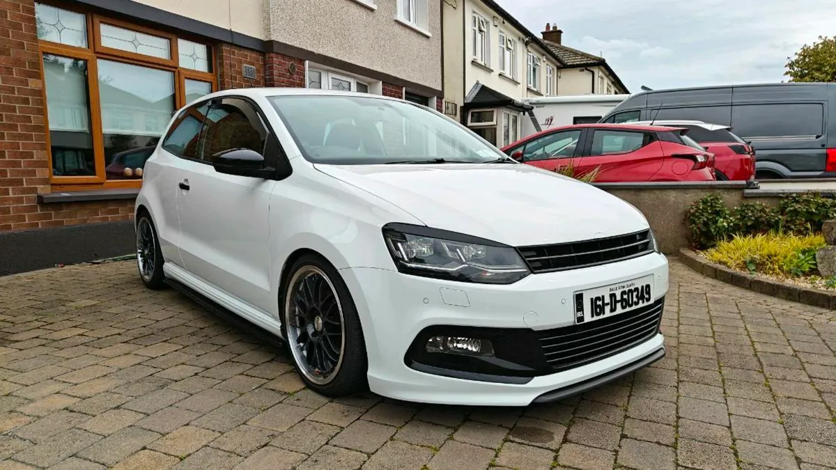 VW Polo R-Line 1.2TSI - Image 2