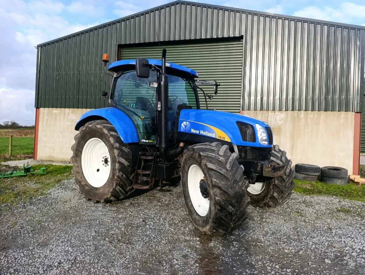 2007 NEW HOLLAND TSA135 - Image 1
