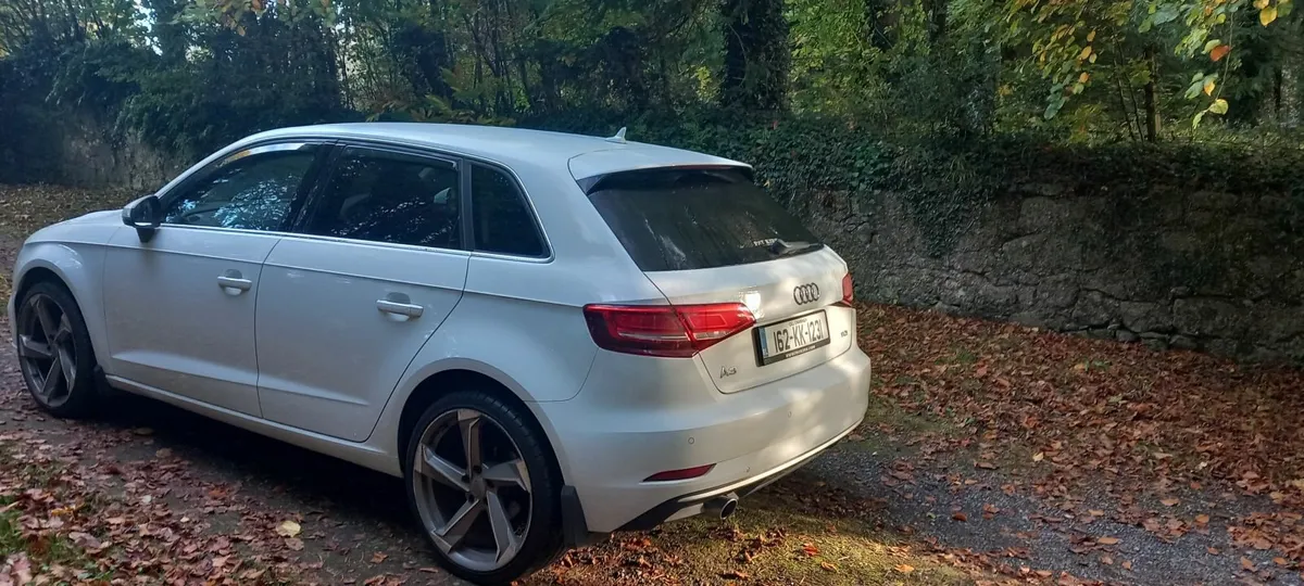 Audi A3 2016 - Image 2