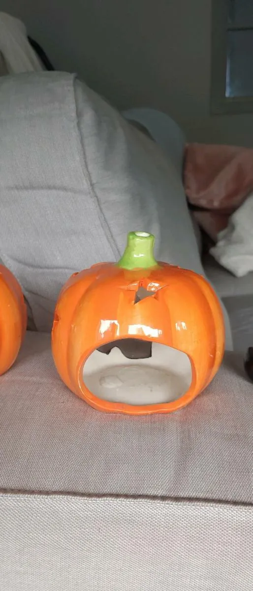 Ceramic pumpkin tea light holder new - Image 2